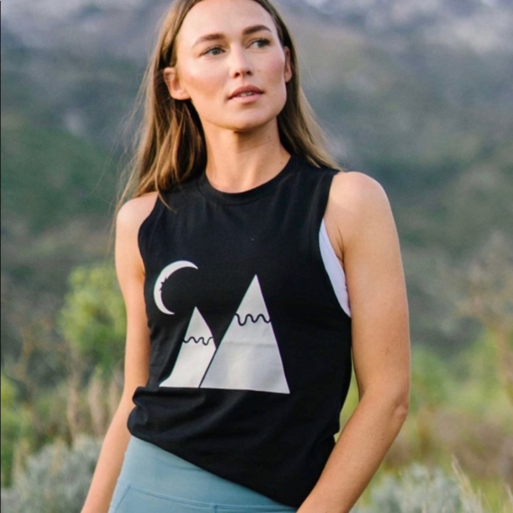 New w/ Tags in Bag ZYIA Blk Mountain Moon Tank LG